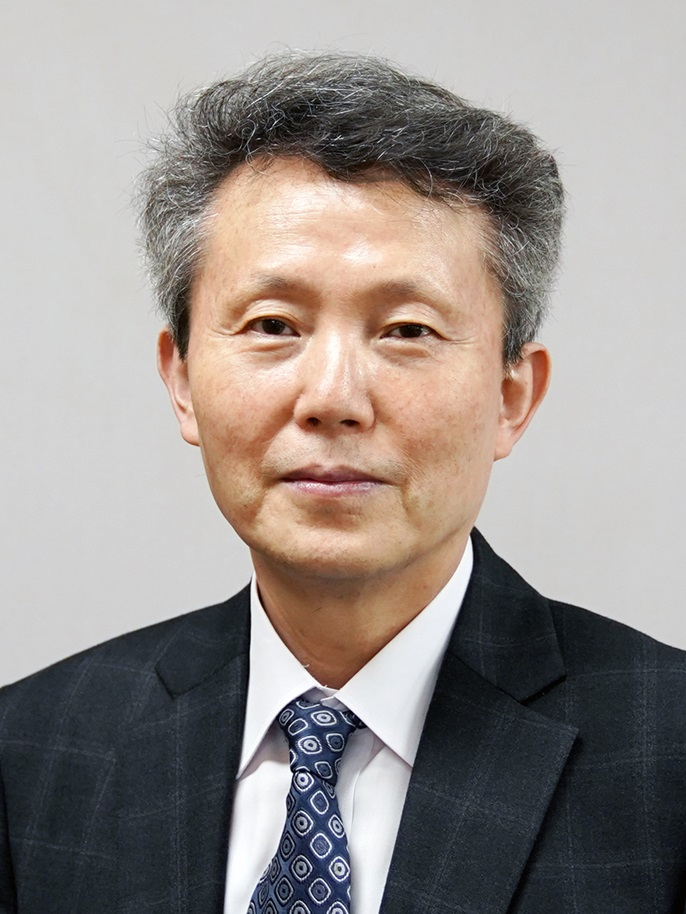 이태수 원장님_축소1.jpg