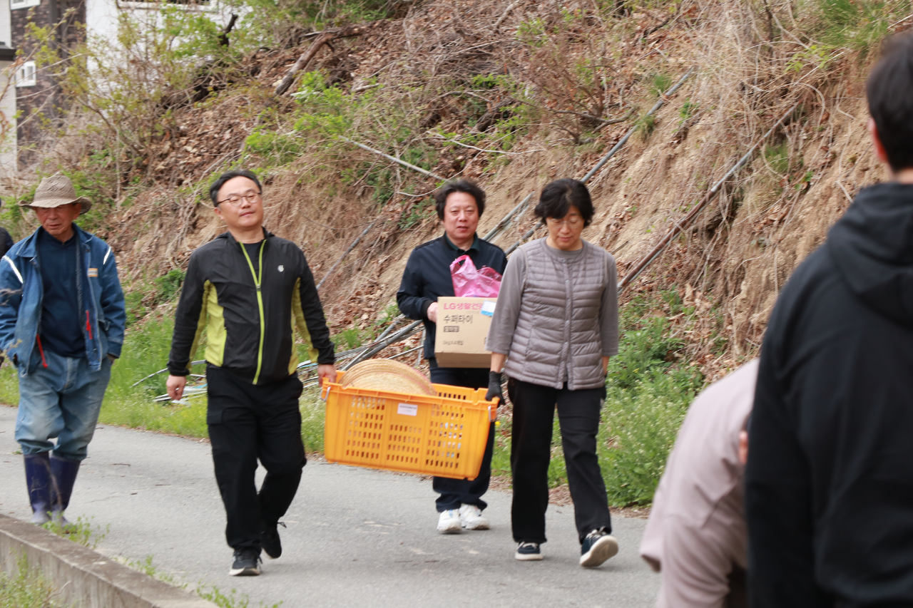 1사1촌 자매결연마을 일손돕기-1